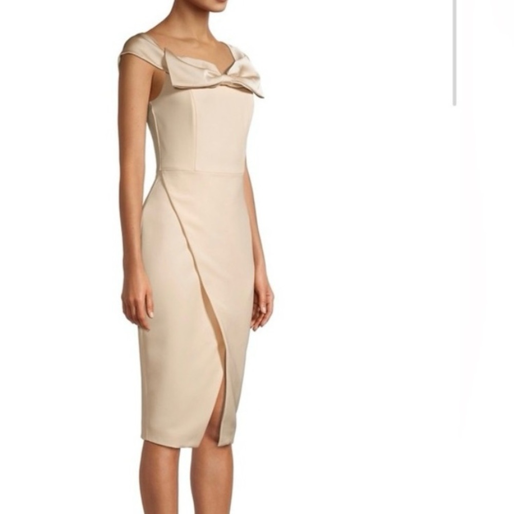 Lavish Alice Bow Dress - Picture 2 of 8